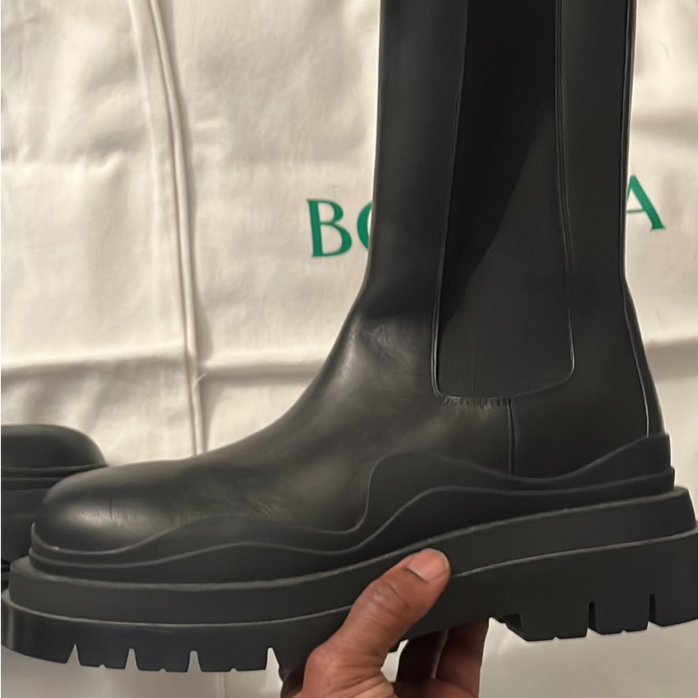 Bottega boots Good condition comes with receipt no box